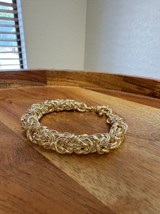 Gold Loop Bracelet