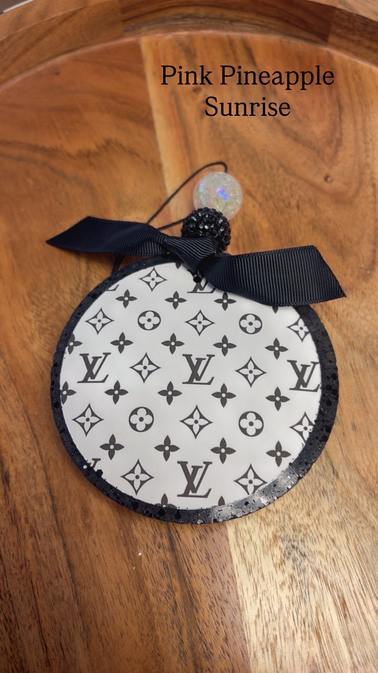 "LV" Freshie