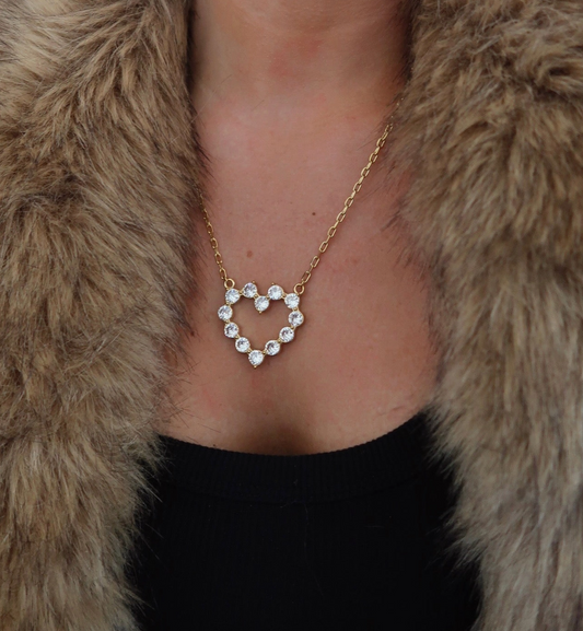 LARGE DIAMOND HEART NECKLACE